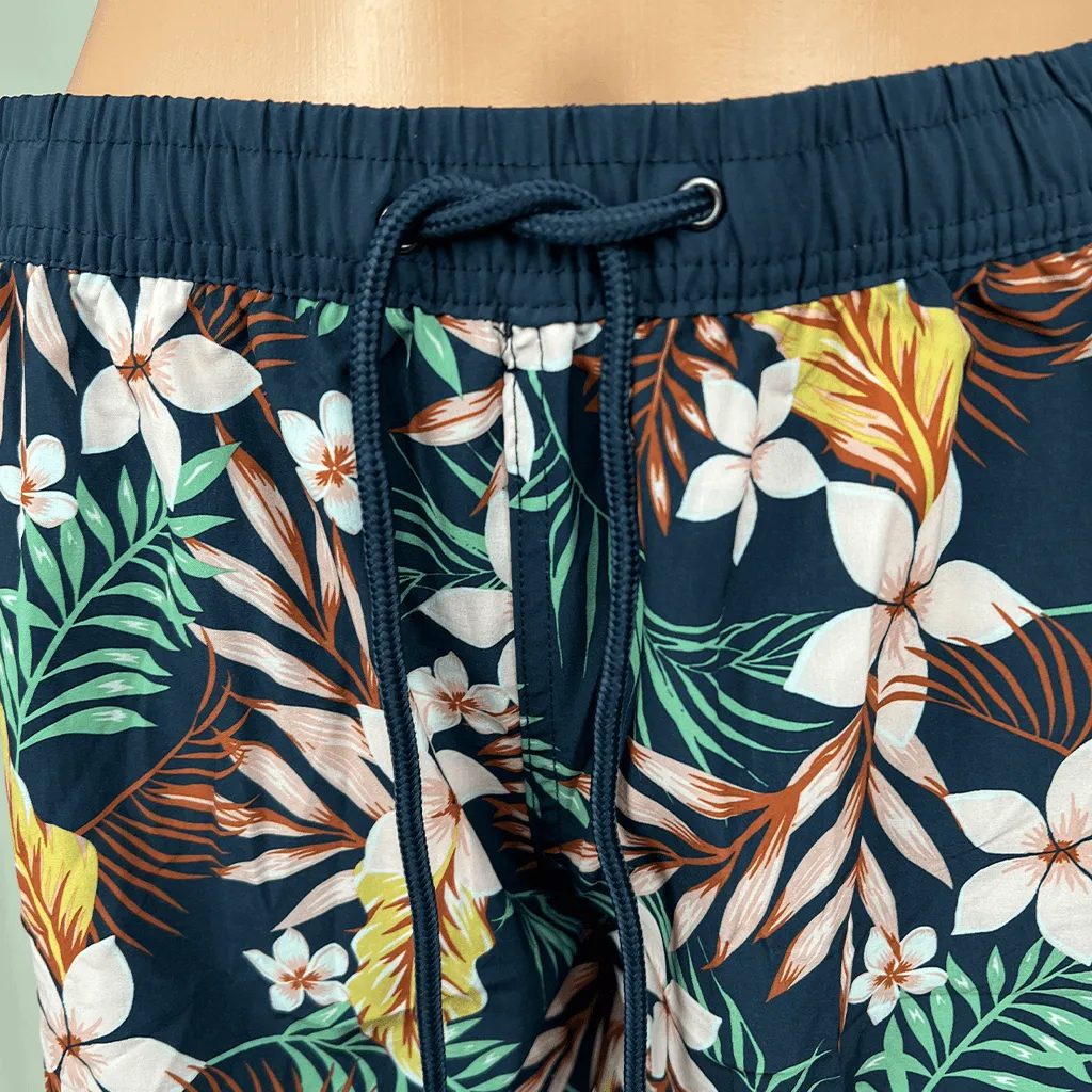 Crane Women's Boad-shorts Small