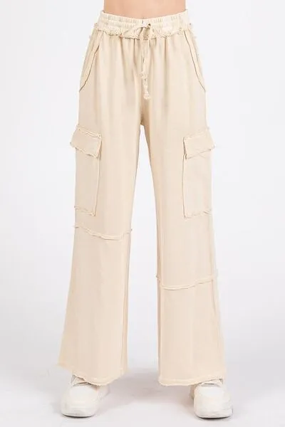 Elastic Waist Cargo Wide Leg Pants in Oatmeal