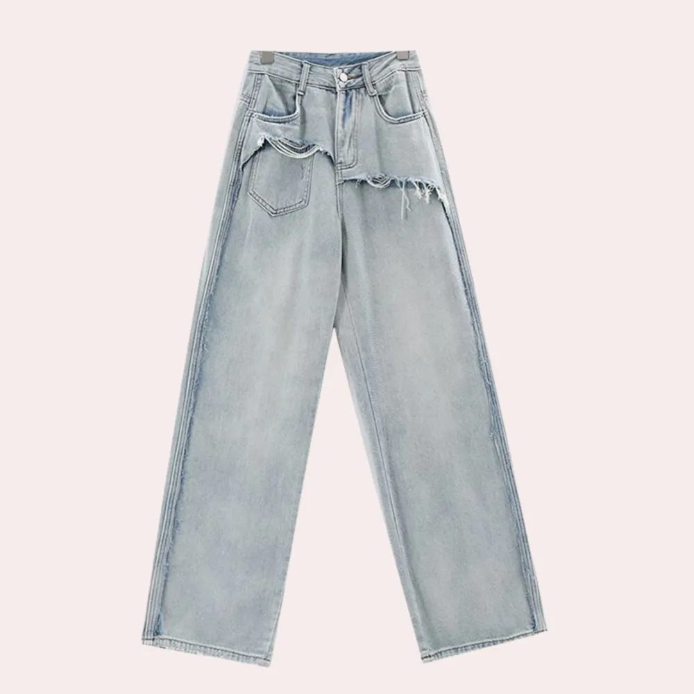 Fashionable denim jeans for women