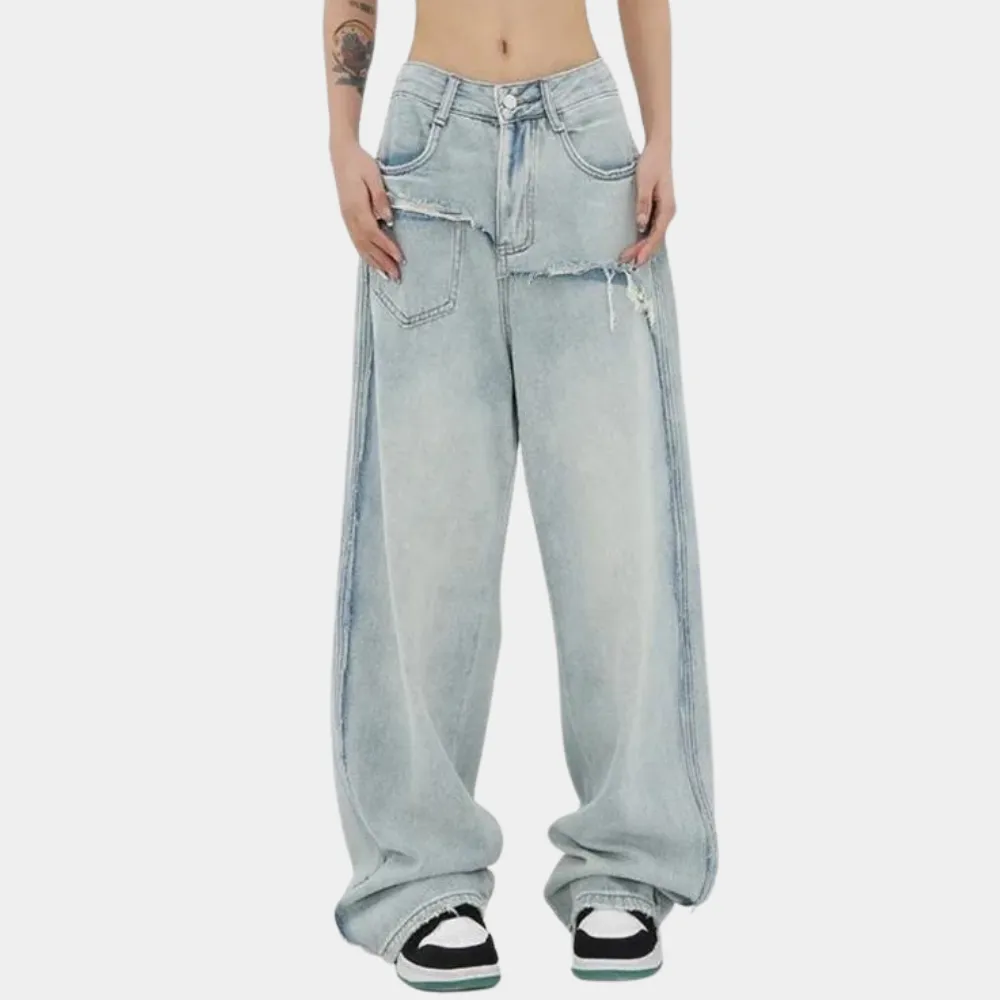 Fashionable denim jeans for women