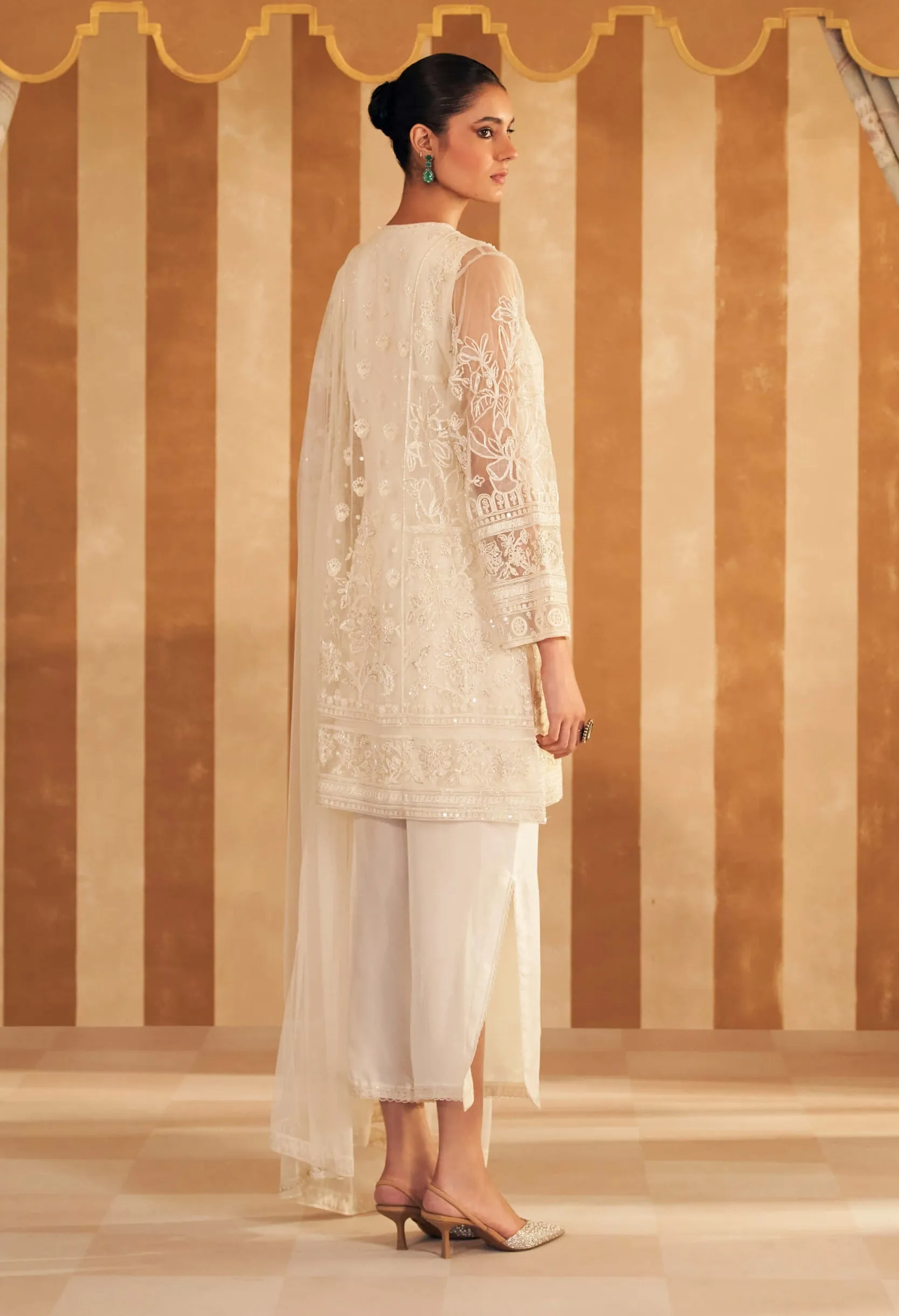 Ivory embroidered zohra kurta set