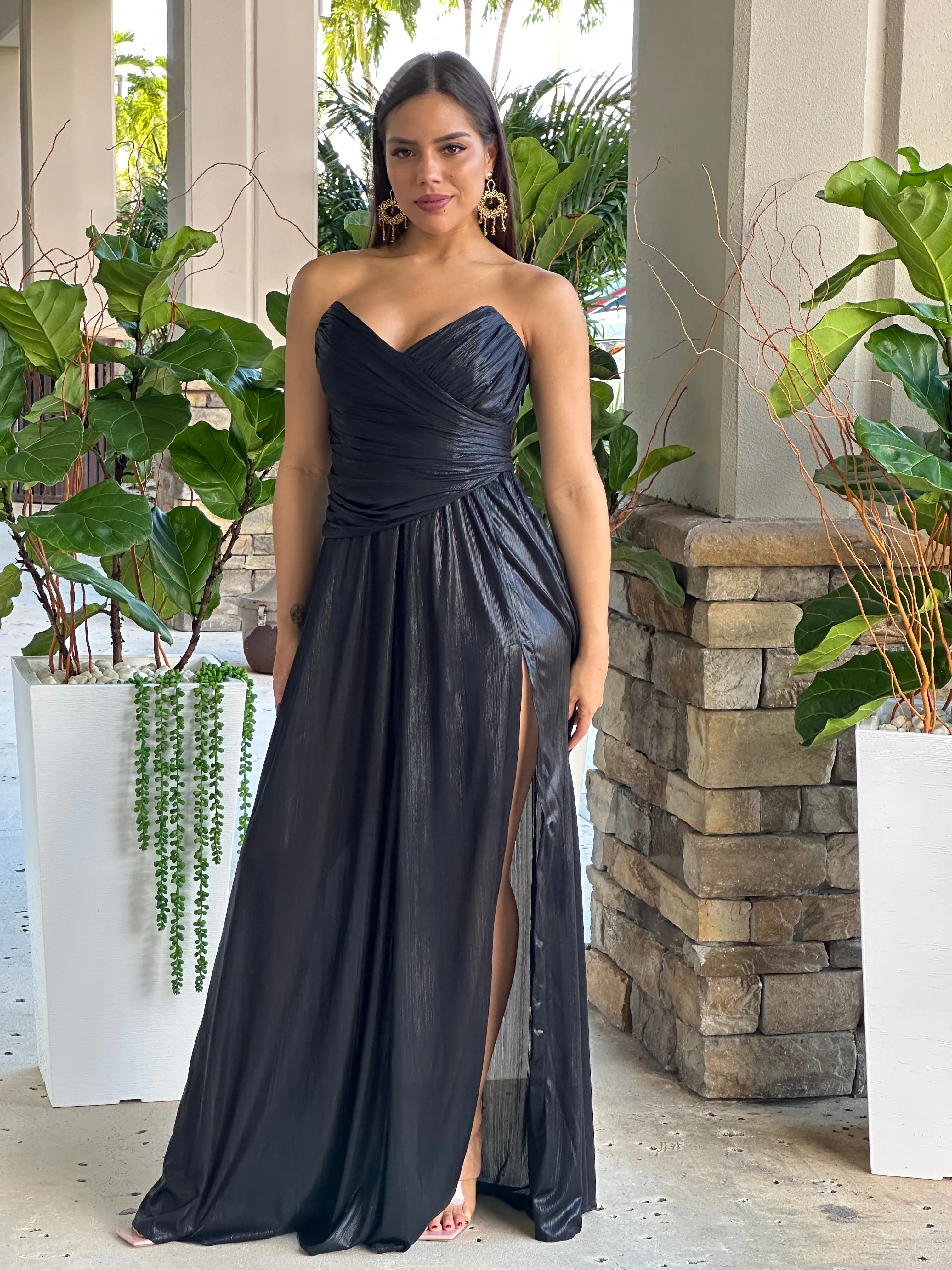 "Helen" Black Metallic Pleated Maxi Dress