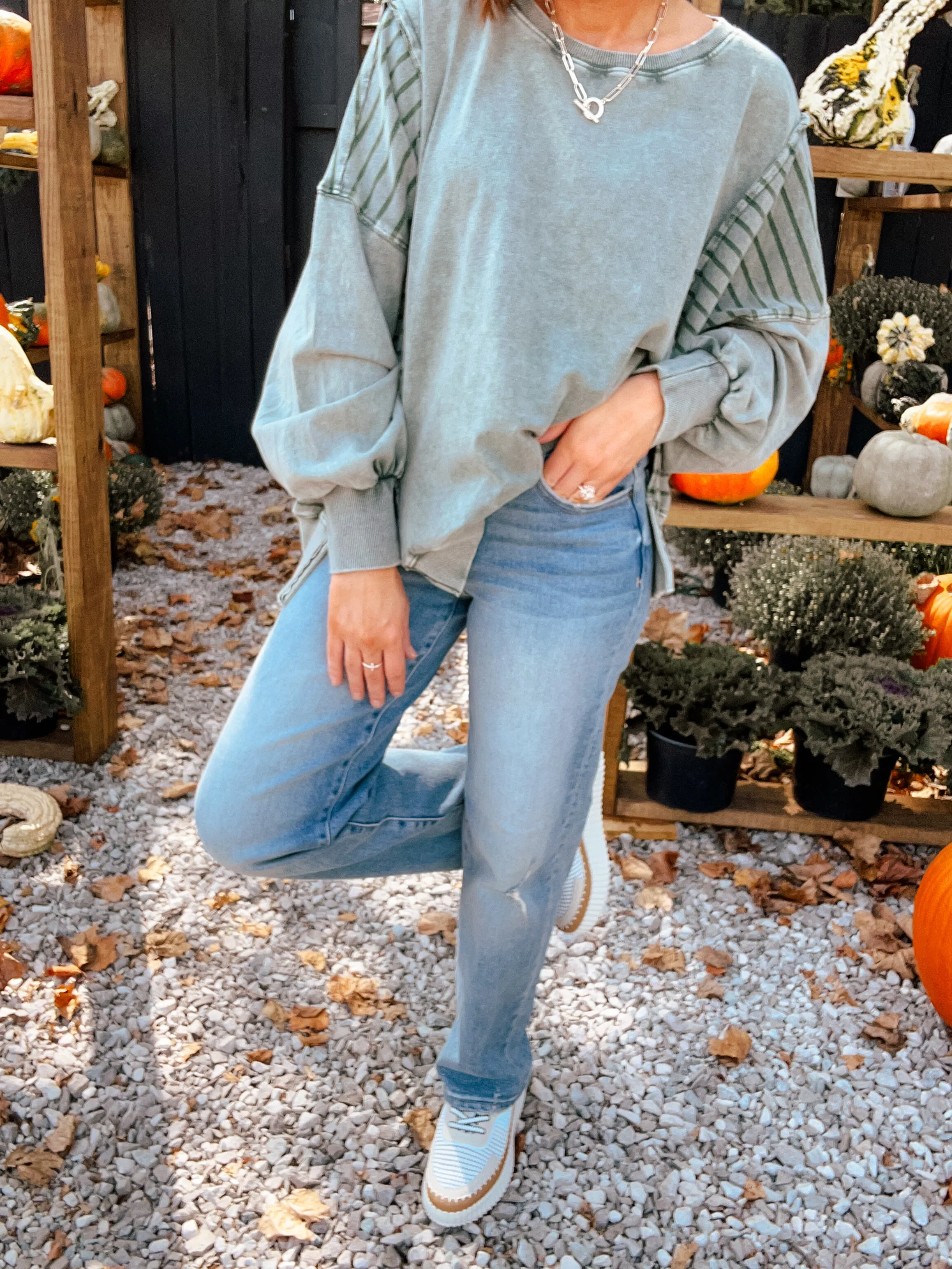 Tracey Wide Straight | Mid Rise