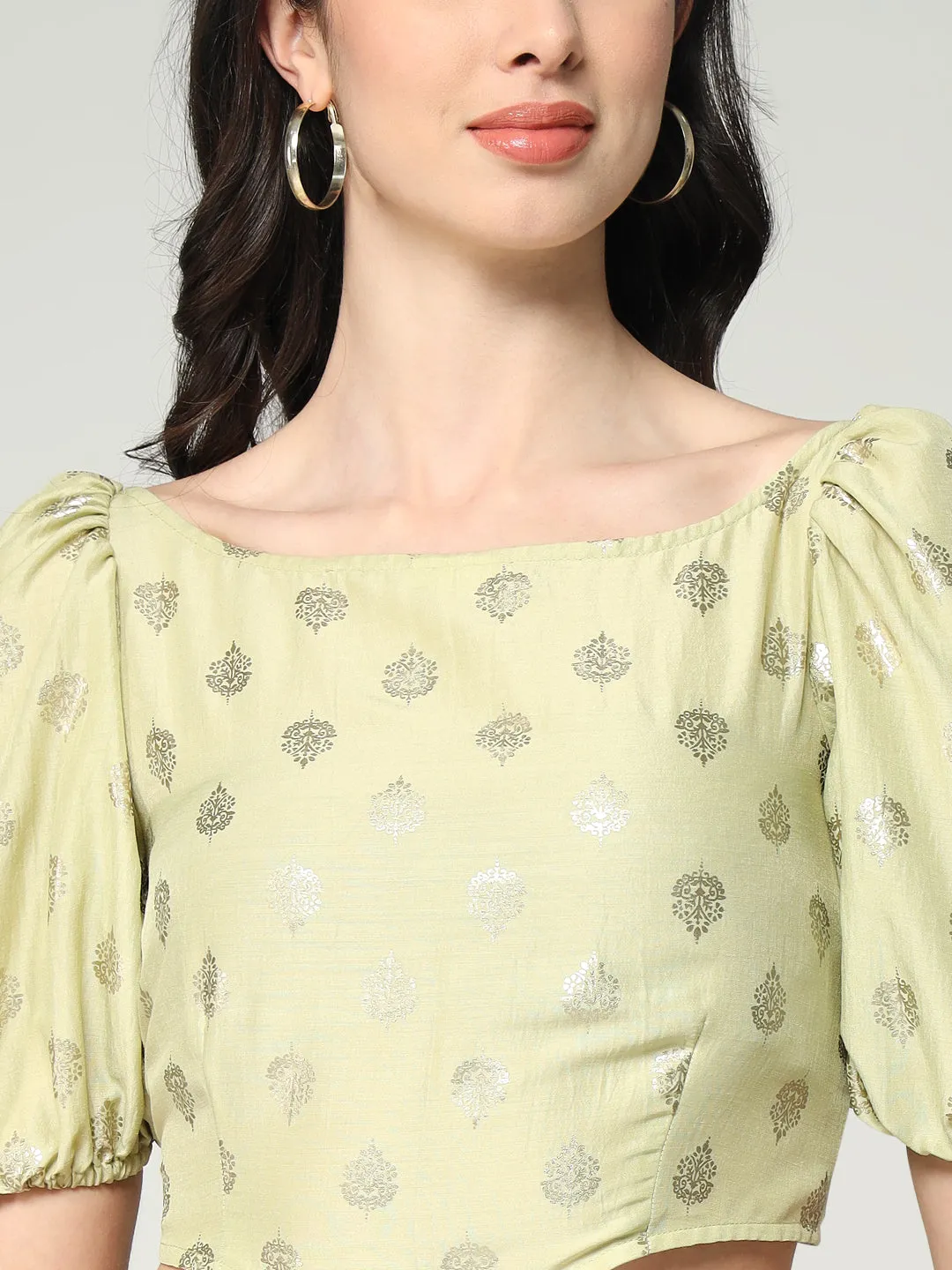 Women's Foil Printed Crop Top With Matching Solid Stylish Pant Set